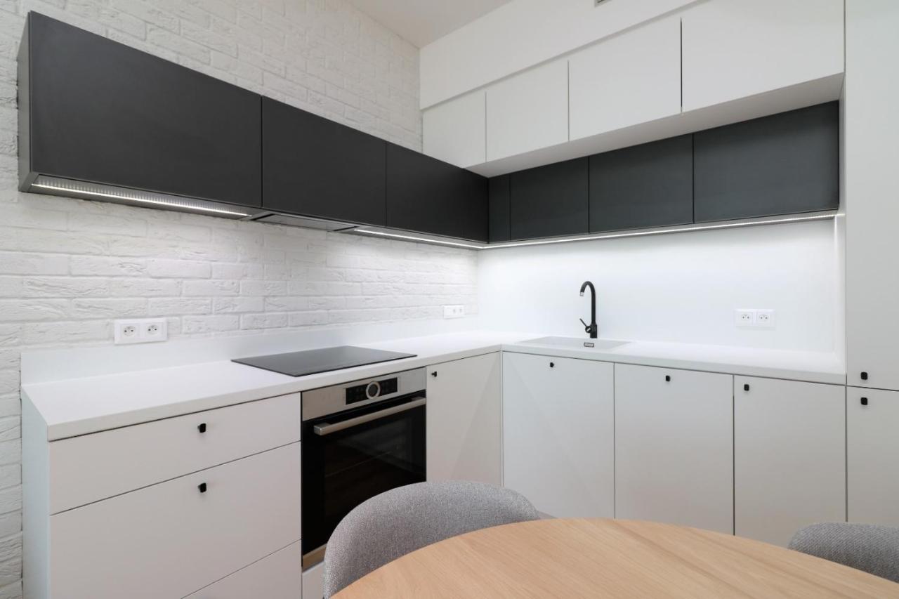 Sky Park New 1-Bedroom Apartment Bratislava Luaran gambar
